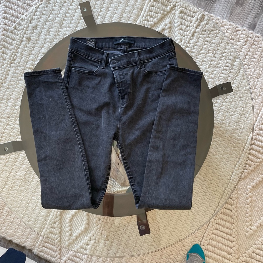 J BRAND SKINNY BLACK JEANS Maria